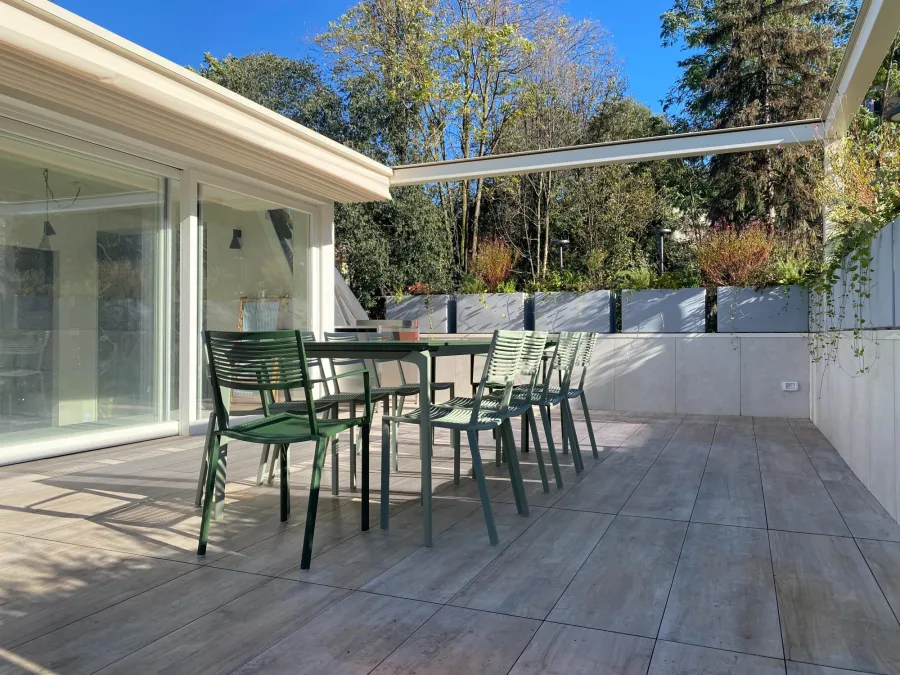 arredo zona pranzo all'esterno 